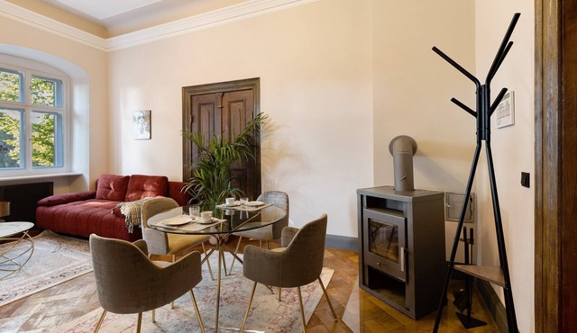 Apartment 'Suite' with Shared Pool, Shared Terrace and Wi-Fi