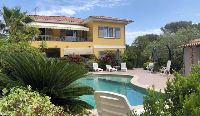 Apartment T2 MIMOSA, 45m2, real "green love n'est," swimming pool, sea