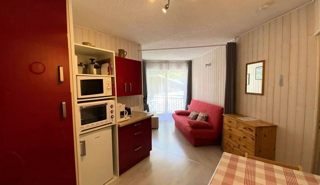 Apartment that sleeps 5 in downtown Barï¿½ges