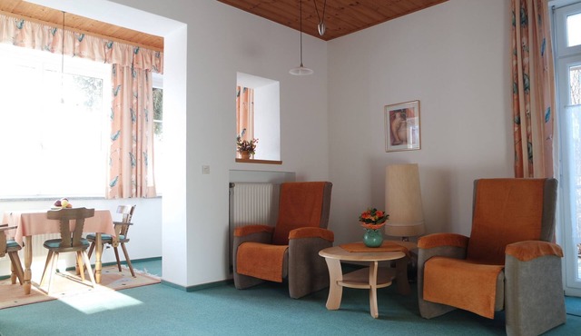 Apartment THUMSEE: 2-room apartment for 1-2 persons, glass-roofed balcony