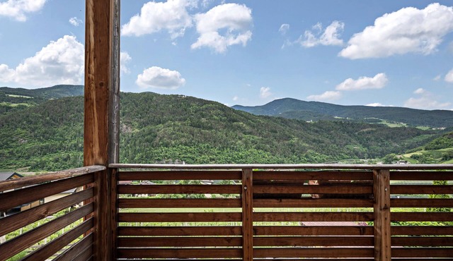 Apartment "Toni Stefan" with Mountain View, Shared Sauna, Wi-Fi & Private Terrace