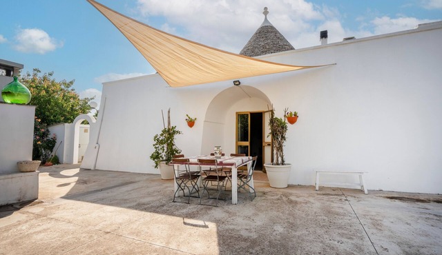 Apartment 'Trullo' with Shared Pool, Private Terrace and Wi-Fi