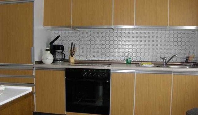 Apartment U2= Hildegard - House U, for 1-15 persons, 25km to FFM-North