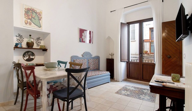 Apartment 'Unit 1' with Shared Terrace, Wi-Fi and Air Conditioning