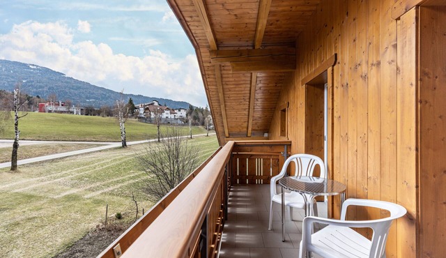 Apartment 'Unterhauserhof B' with Mountain View, Wi-Fi, Balcony & Garden