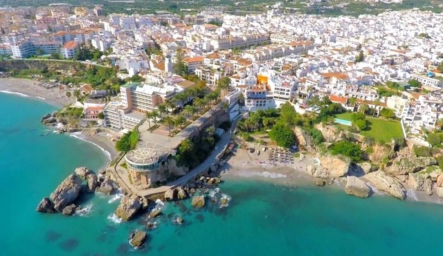 Apartment urbanization Las Palmeras. Nerja