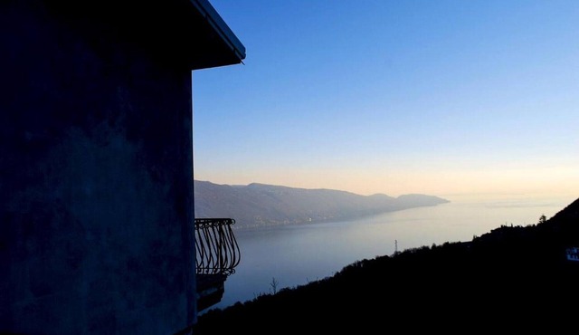 Apartment 'Villa Ada' with Lake View, Private Terrace and Wi-Fi