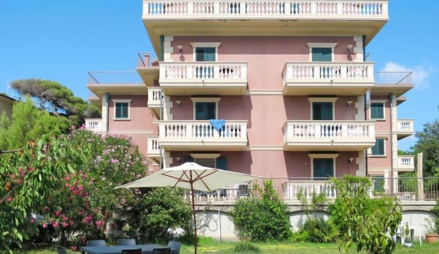 Apartment Villa Casa Marina in Castiglioncello - 6 persons, 2 bedrooms