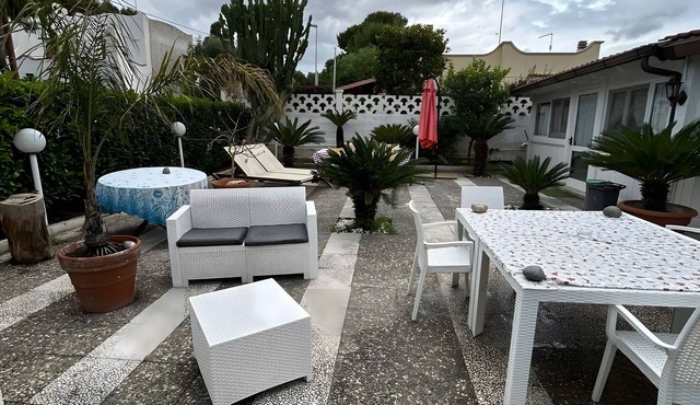 Apartment 'Vivì Due' with Sea View, Wi-Fi and Air Conditioning