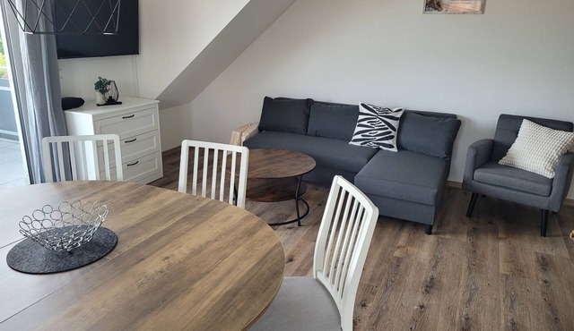 Apartment with 3 bedrooms and balcony