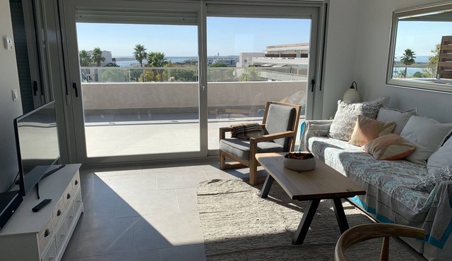 APARTMENT WITH GARDEN IN PRIVATE URBANIZATION WITH POOL. IDEAL FOR FAMILIES