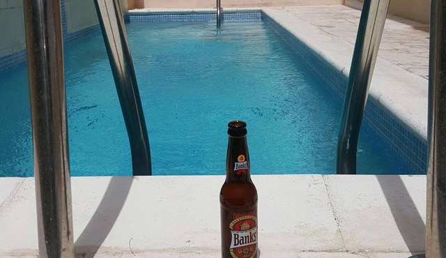 Apartment With Pool Near Golf Course And Oistins