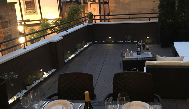 Apartment with private terrace