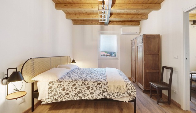 Apartment with River View Bedroom