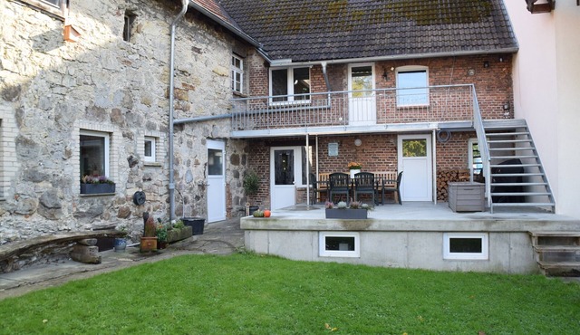 Apartment with Shared Terrace, Shared Garden and Wi-Fi