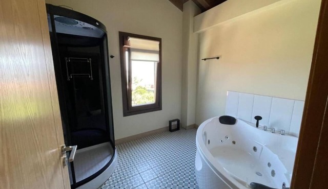 Apartment with shared swimming pool, Sta.