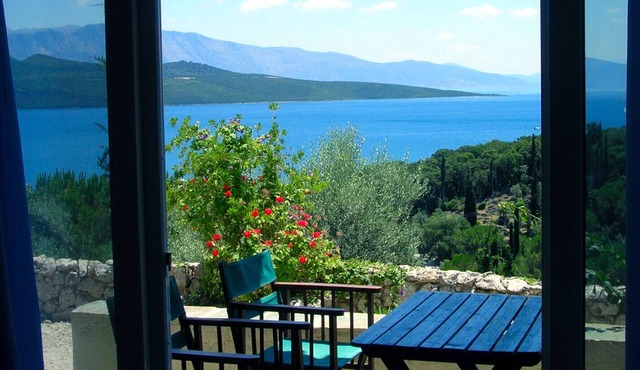 Apartment with stunning sea views in Villa del Arte, Lefkas, up to 4 people