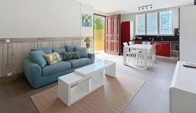 Apartment with terrace cap d'ail - near Monaco and Beaches
