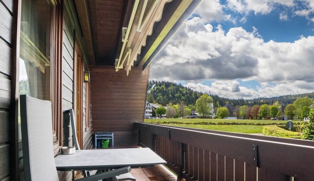 Apartment 'Wohnung 2 Mit Balkon Und Aussicht' with Balcony and Wi-Fi