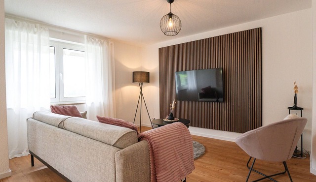 Apartment 'Wohnung Im Rheintal' with Balcony and Wi-Fi