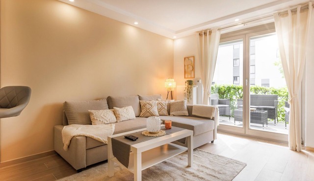 Apartment 'Wohnung Mit Terrasse Nähe Airport' with Private Terrace and Wi-Fi