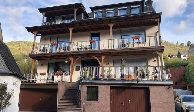 Apartment 'Wohnung' with Shared Garden, Balcony and Wi-Fi