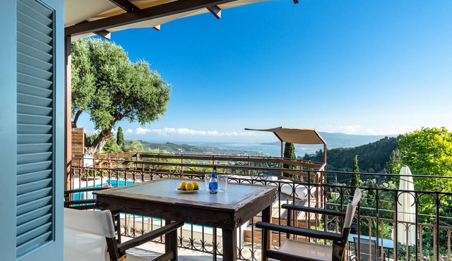 Apartment 'Yakinthos' with Sea View, Wi-Fi and Air Conditioning