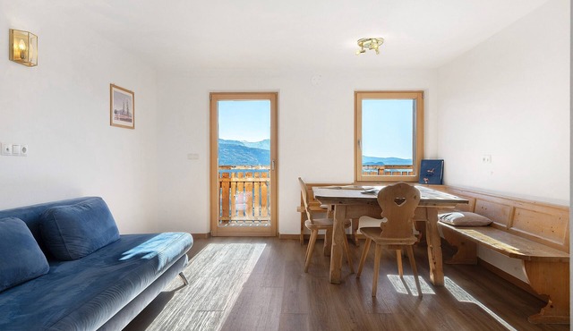 Apartment 'Zolerhof Edelweiß' with Mountain View, Shared Terrace and Wi-Fi
