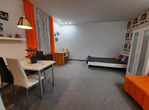 Apartment42