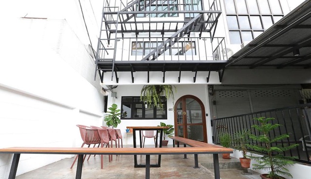 Apartment45 Hostel