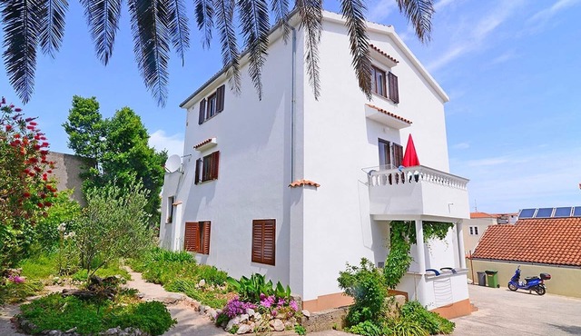 Apartments Ana, (10992), Mali Lošinj, hr