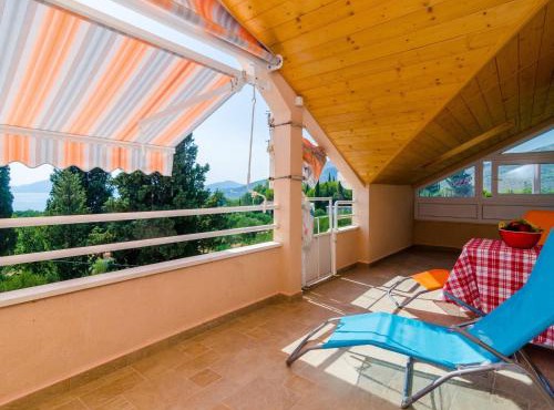 Apartments Donita - Comfort Two Bedroom Apartment with Balcony and Sea View