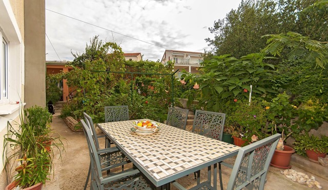 Apartments Ljiljana (10451-A1) - Rogoznica