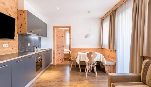 Apartments Marialisa Superior 'Apt Tulpe' with Mountain View, Whirlpool & Wi-Fi