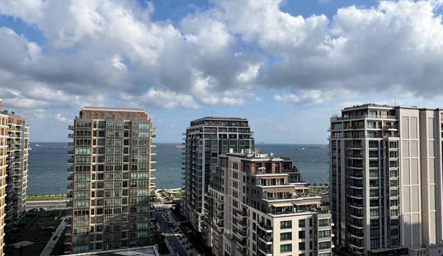 Apartments with views of the Sea of ​Marmara