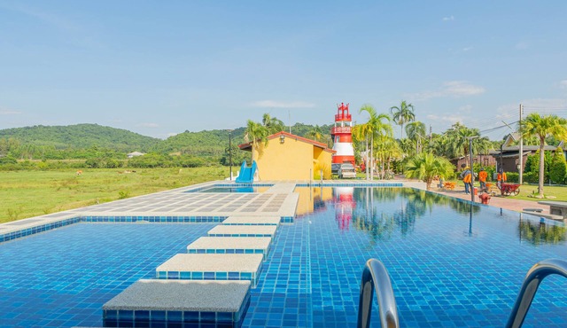 Apinya Resort Bangsarey