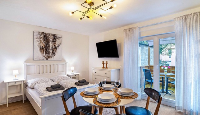 Aposto Apartment 1 with Private Terrace and Wi-Fi