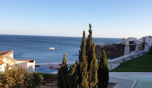 Appart Devant la Plage, Tout Près du Centre