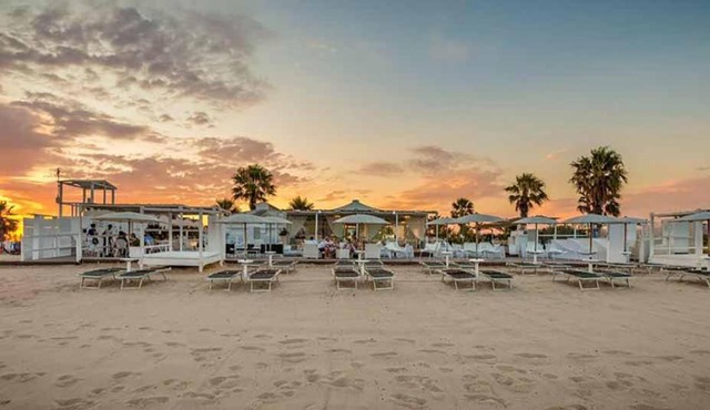 # Appartamenti sulla SPIAGGIA al POETTO #