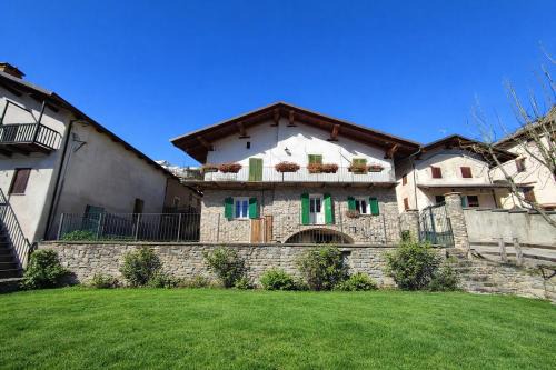 Appartamento Alta Valle Maira - con giardino privato - La Marchisa