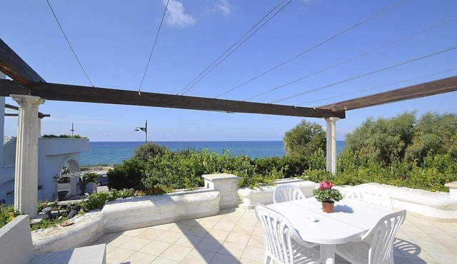 Appartamento Apollonia C: A bright and cheerful studio apartment situated at a short distance from the beach, with Free WI-FI.