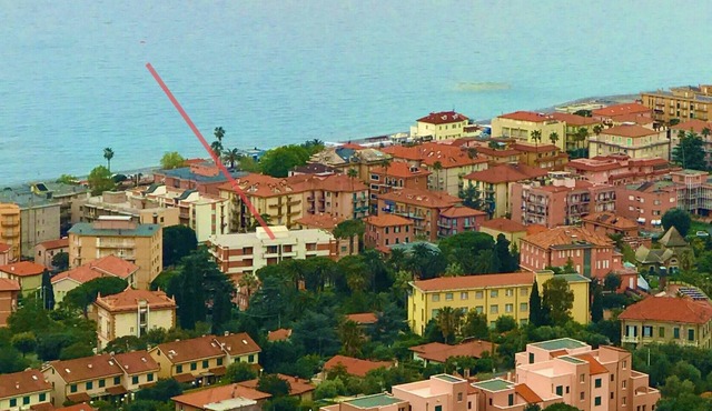 Appartamento Panoramico, Terzo e Ultimo Piano con Ascensore, Mare a Pochi Passi