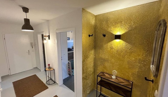 Appartement Confortable de 3 Pièces Avec Garage, Proche du Salon Essen Messe