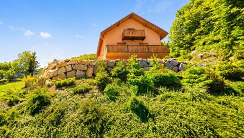 Appartement confortable à Cornimont 30 m² vue montagne