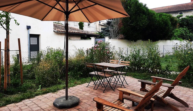 Appartement Contemporain Centre Angouleme Historique Avec Parking et Jardins