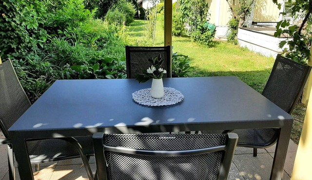 Appartement mit 4 Einzelbetten in 3 Schlafzimmern