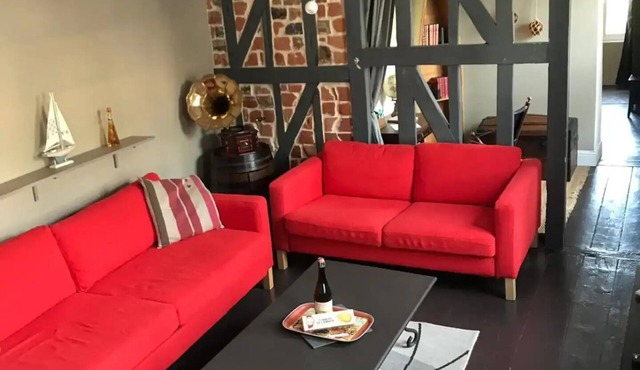 Appartement Typique de 54 m², Plein Centre au Calme