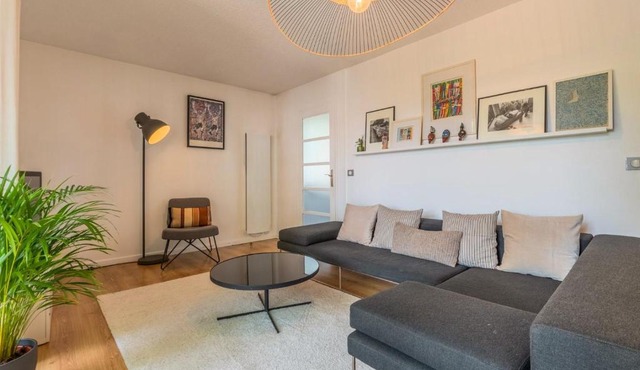 Appartement une chambre avec parking & balcon