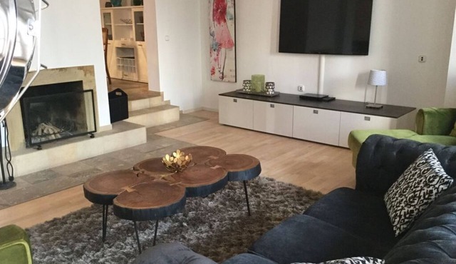 Appealing apartment in Coburg