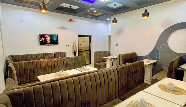 Apple Hotel